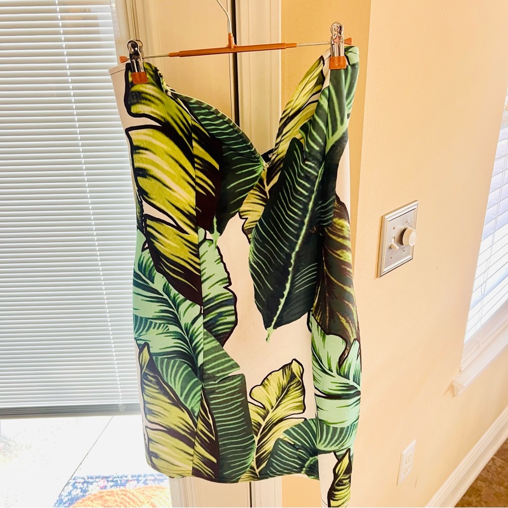 Missguided Green Leaf Print Stretchy Strapless Dress Sz US 12